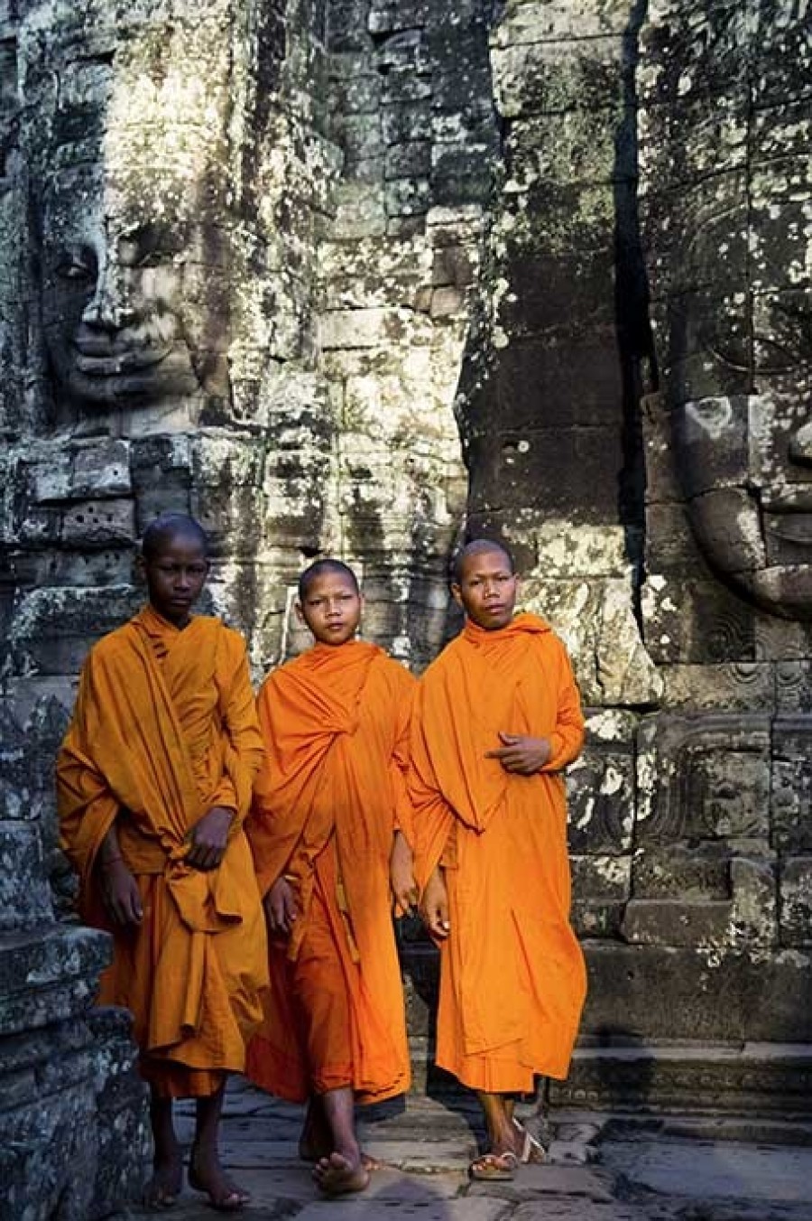 Art Gallery Xiart | Three Monks